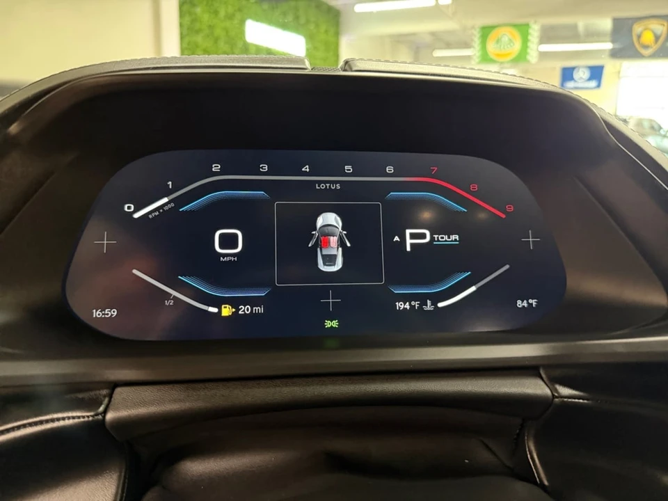 2025 Lotus Emira - Image 14 of 28