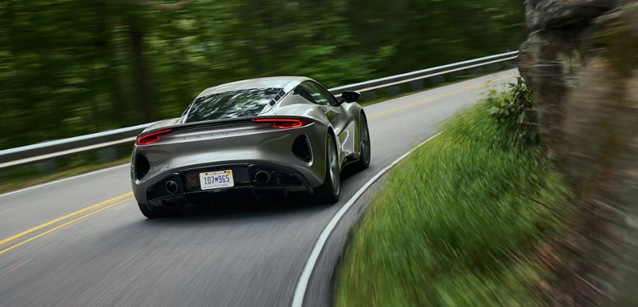2025 Lotus Emira - Image 27 of 28
