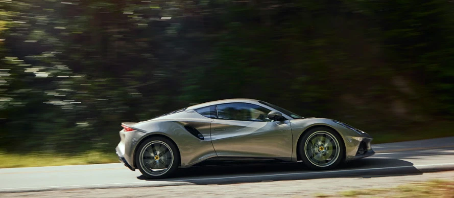 2025 Lotus Emira - Image 28 of 28