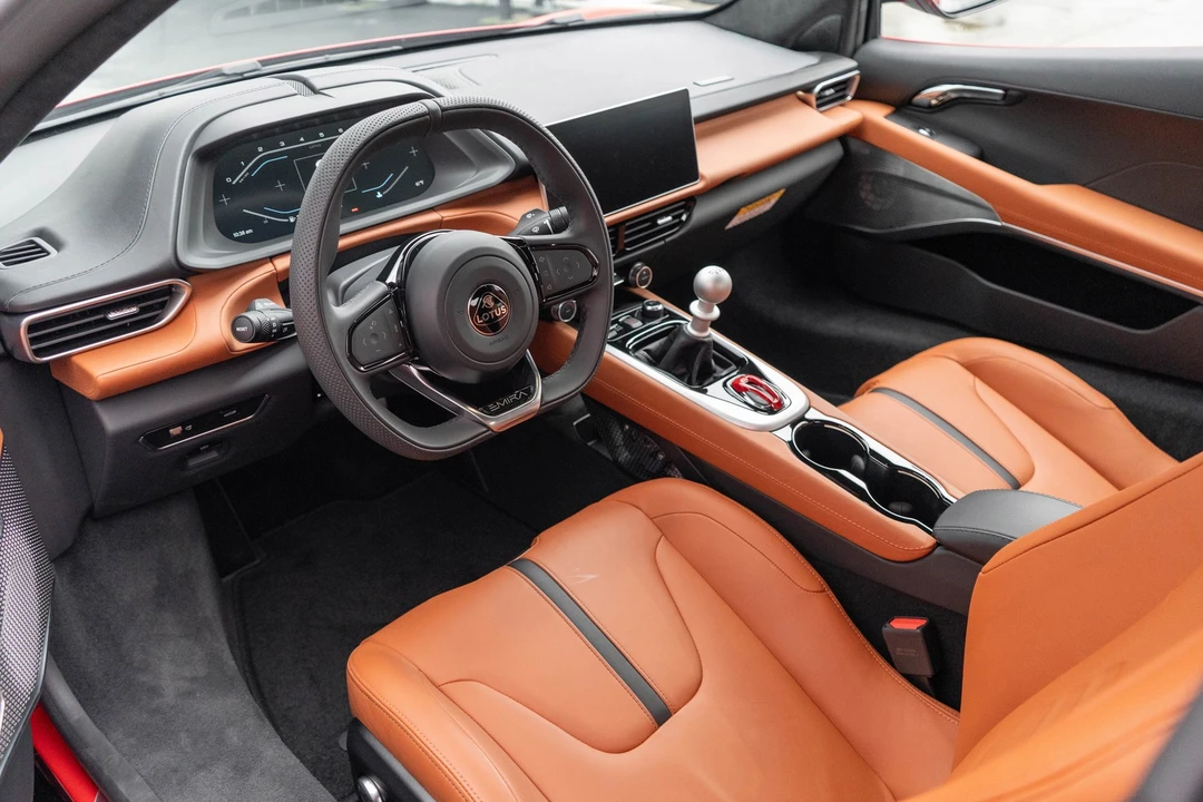 2025 Lotus Emira - Image 7 of 21