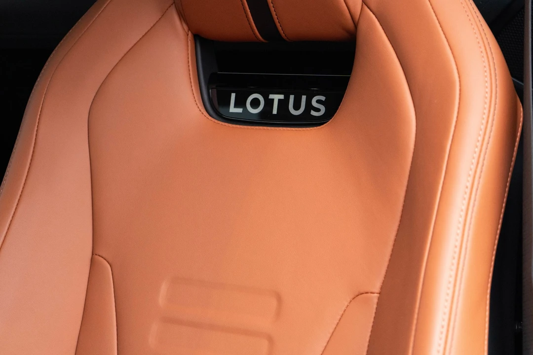 2025 Lotus Emira - Image 9 of 21