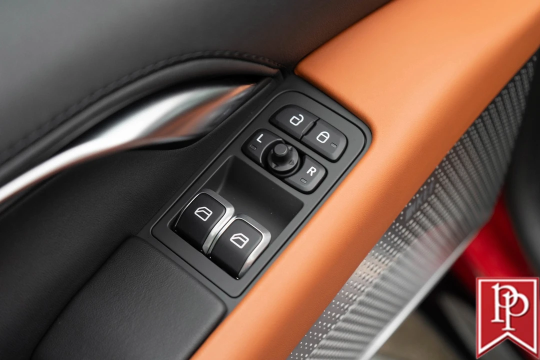 2025 Lotus Emira - Image 11 of 21