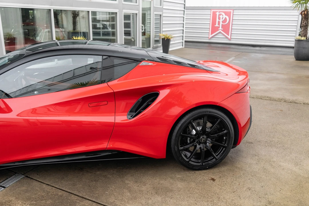 2025 Lotus Emira - Image 4 of 21