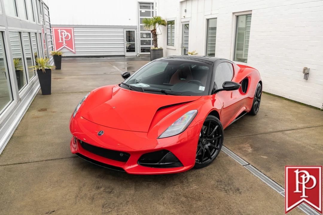 2025 Lotus Emira - Image 2 of 21