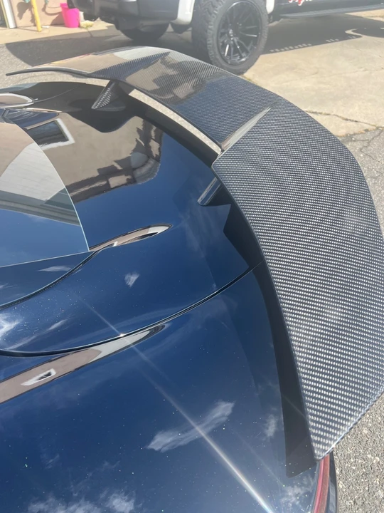 2025 Lotus Emira - Image 8 of 11