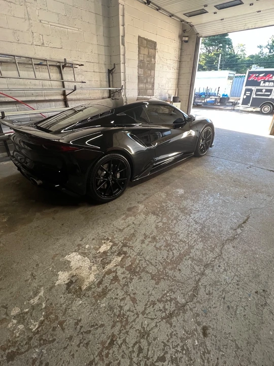 2025 Lotus Emira - Image 5 of 11