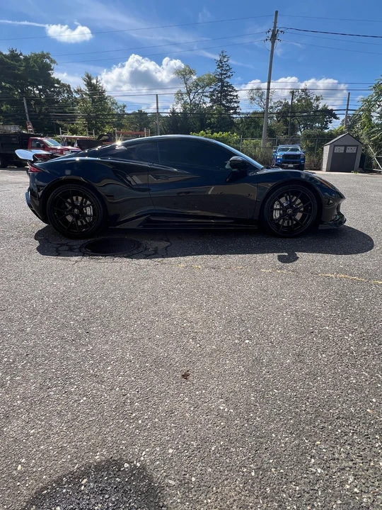 2025 Lotus Emira - Image 7 of 11
