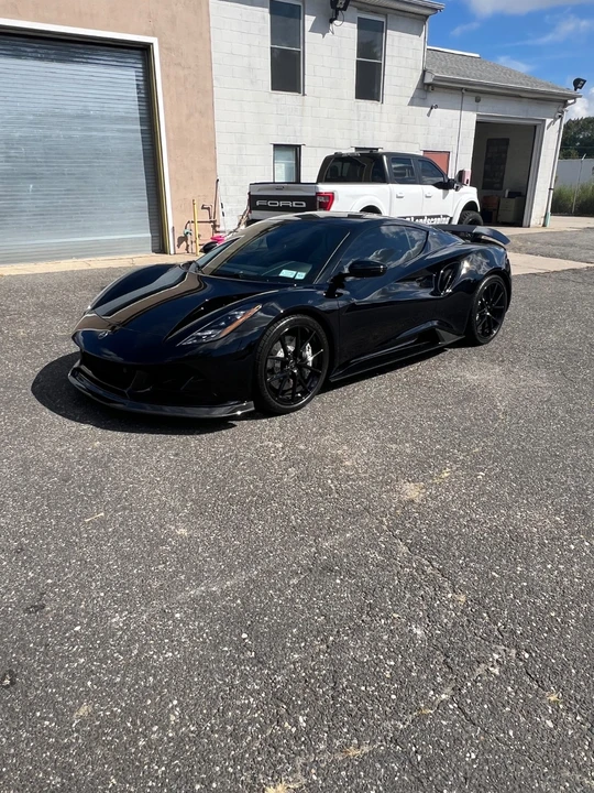 2025 Lotus Emira - Image 11 of 11
