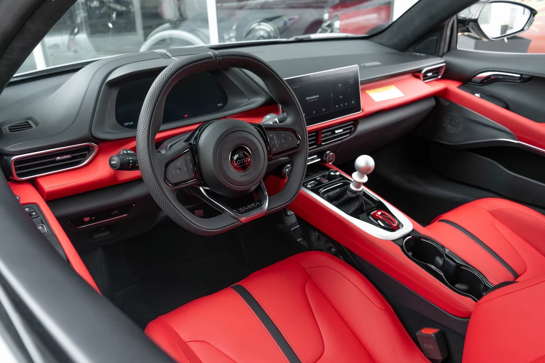 2025 Lotus Emira - Image 7 of 21