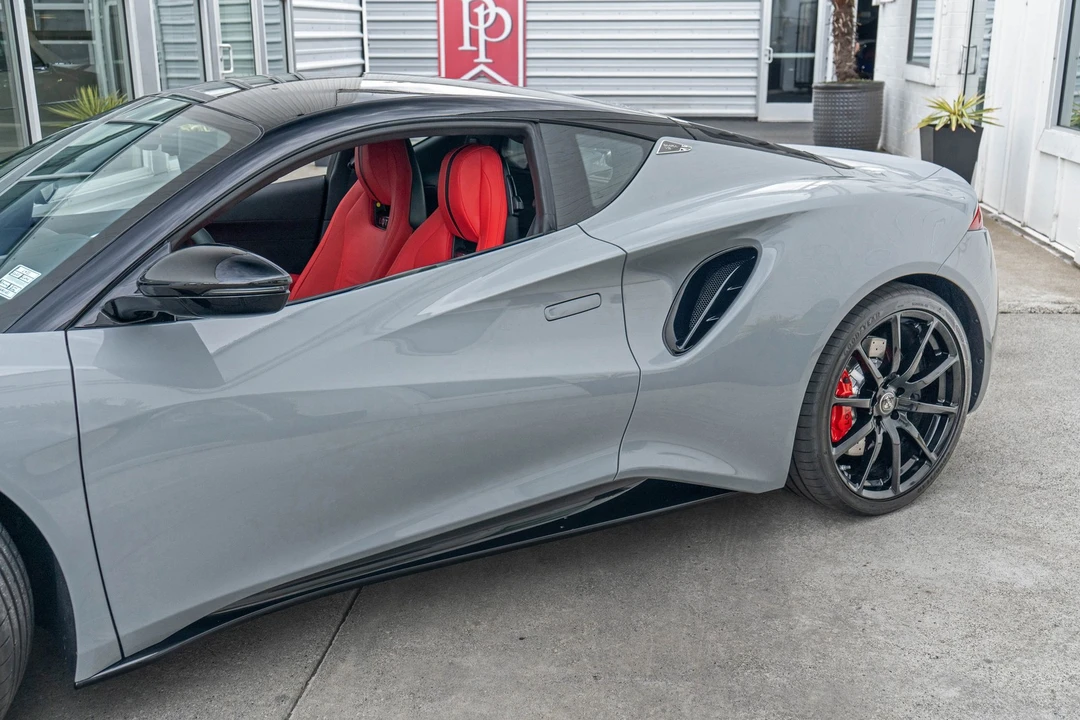 2025 Lotus Emira - Image 4 of 21