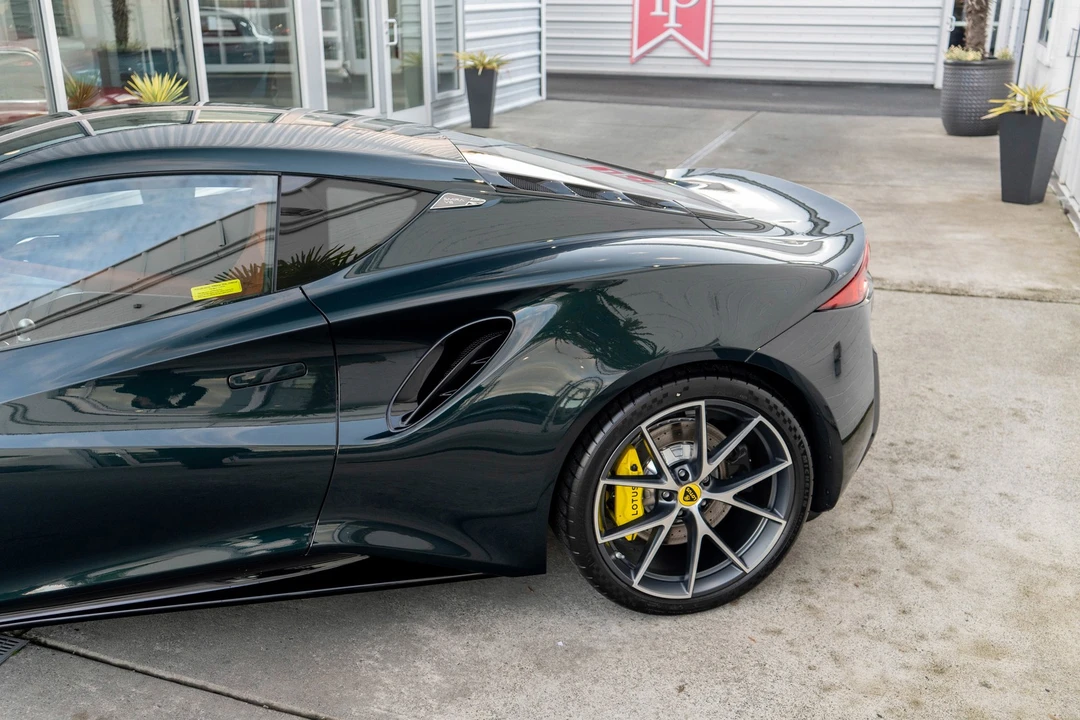 2025 Lotus Emira - Image 4 of 21