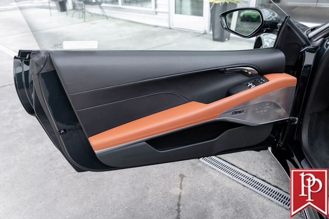 2025 Lotus Emira - Image 9 of 21