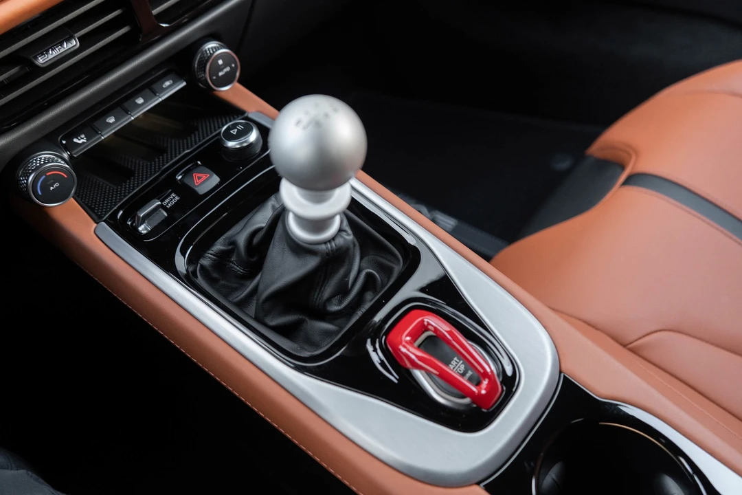 2025 Lotus Emira - Image 21 of 21