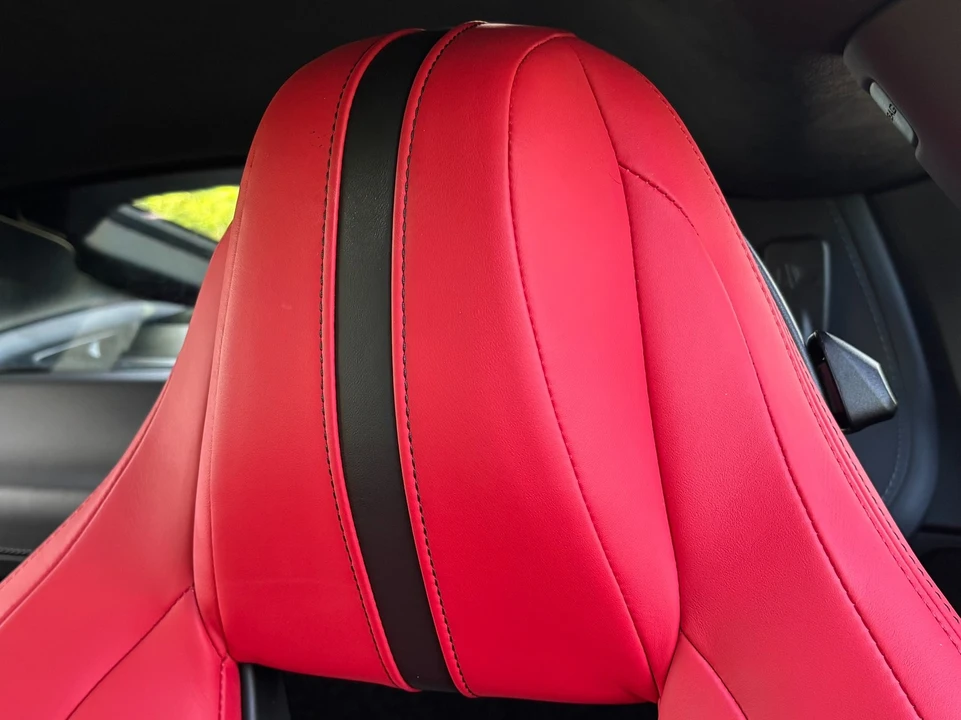 2025 Lotus Emira - Image 12 of 31