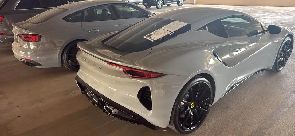 2025 Lotus Emira - Image 3 of 7