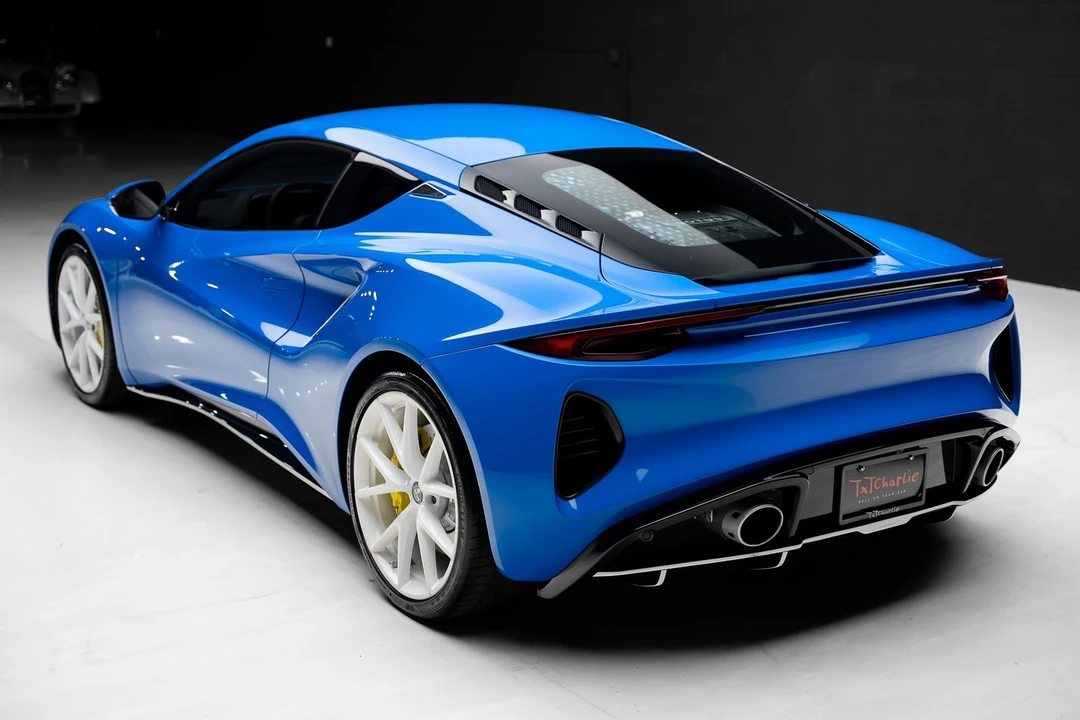 2025 Lotus Evora - Image 24 of 31