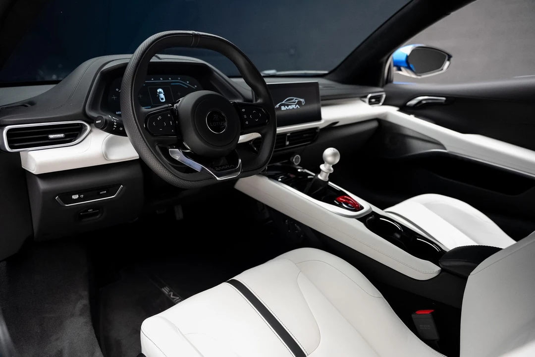 2025 Lotus Evora - Image 2 of 31