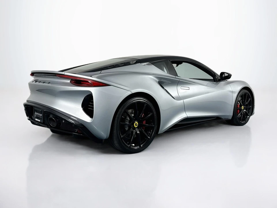 2025 Lotus Evora - Image 9 of 31