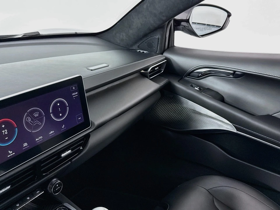 2025 Lotus Evora - Image 26 of 31