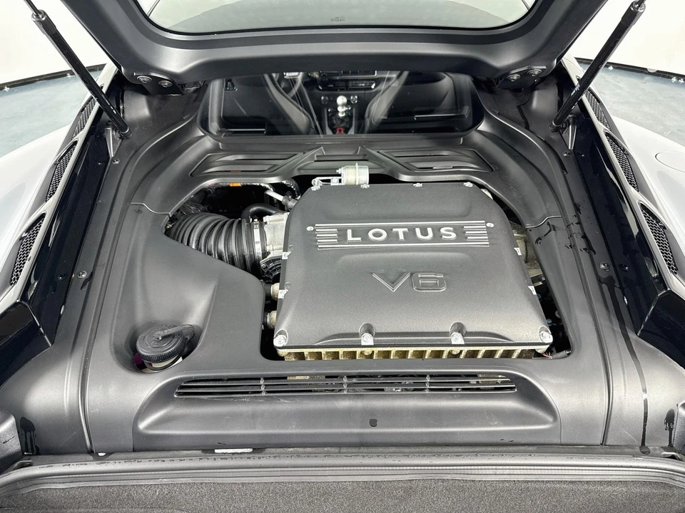 2025 Lotus Evora - Image 29 of 31