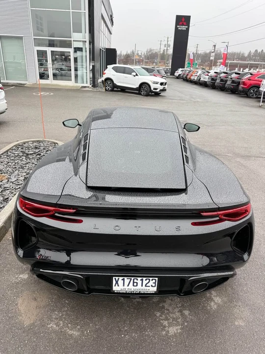 2025 Lotus Emira - Image 4 of 19