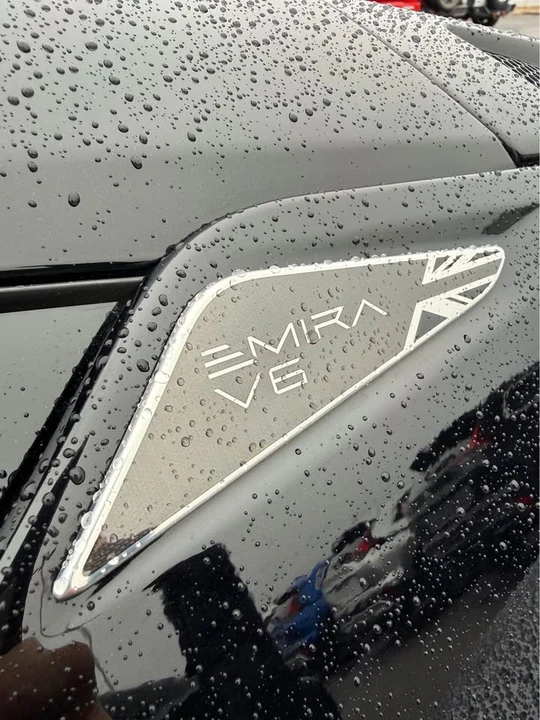 2025 Lotus Emira - Image 6 of 19