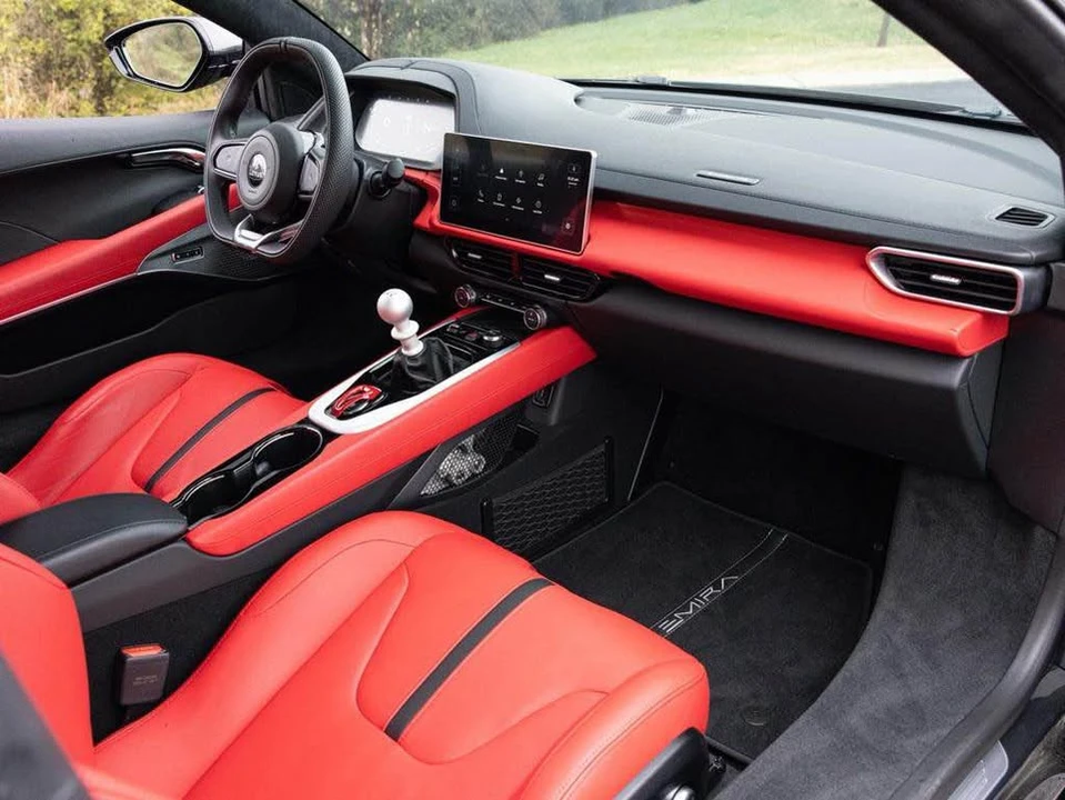 2025 Lotus Emira - Image 8 of 9