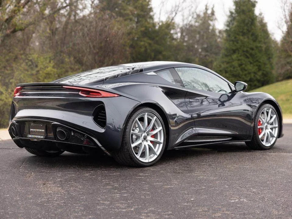 2025 Lotus Emira - Image 2 of 9