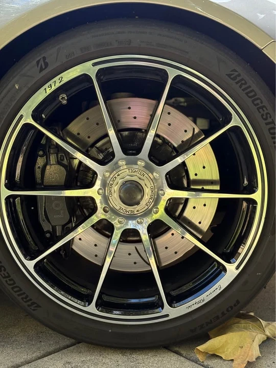 2025 Lotus Emira - Image 11 of 20