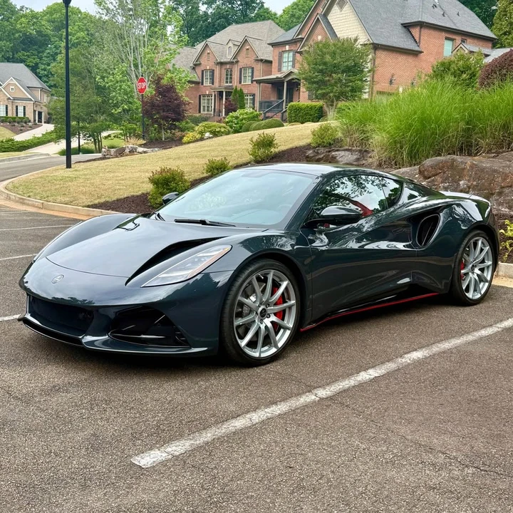 2025 Lotus Emira - Image 4 of 20