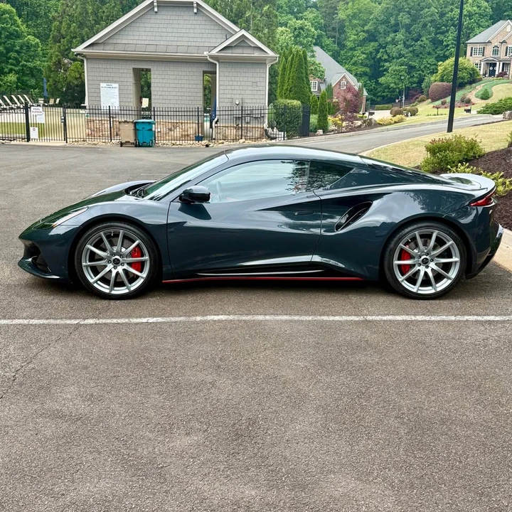 2025 Lotus Emira - Image 5 of 20