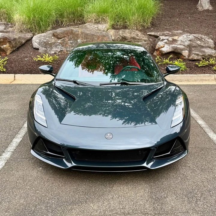 2025 Lotus Emira - Image 3 of 20