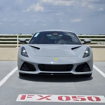 2025 Lotus Emira V6