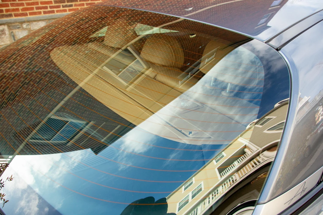 2025 Lucid Air - Image 20 of 31