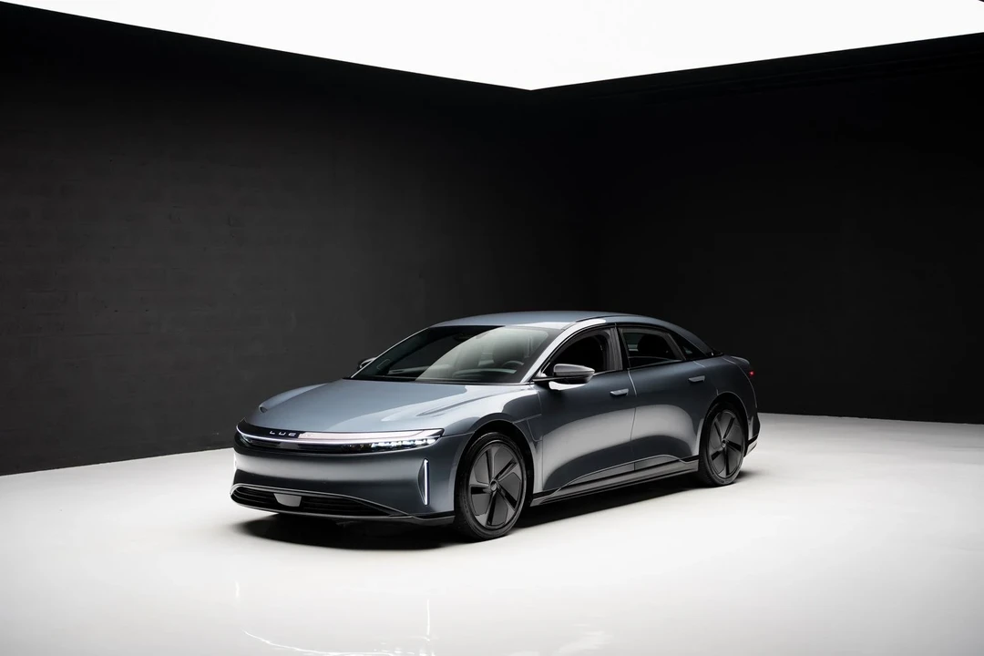 2025 Lucid Air - Image 4 of 21