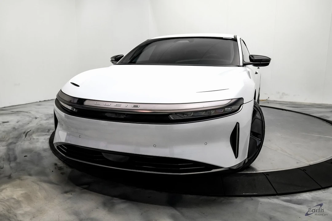 2025 Lucid Air - Image 3 of 12