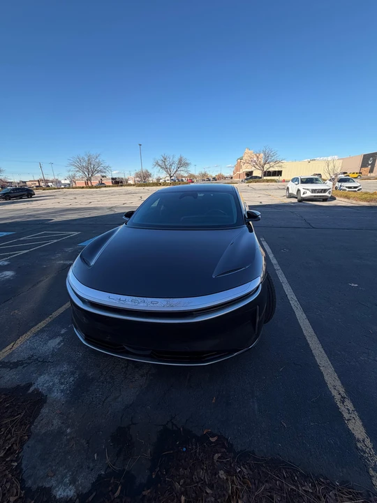 2025 Lucid Air - Image 7 of 31