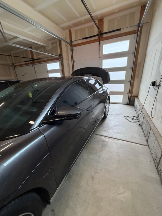 2025 Lucid Air - Image 19 of 31