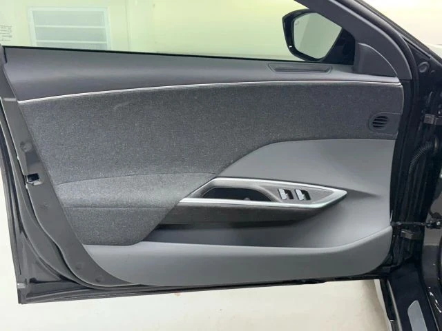 2025 Lucid Air - Image 17 of 21