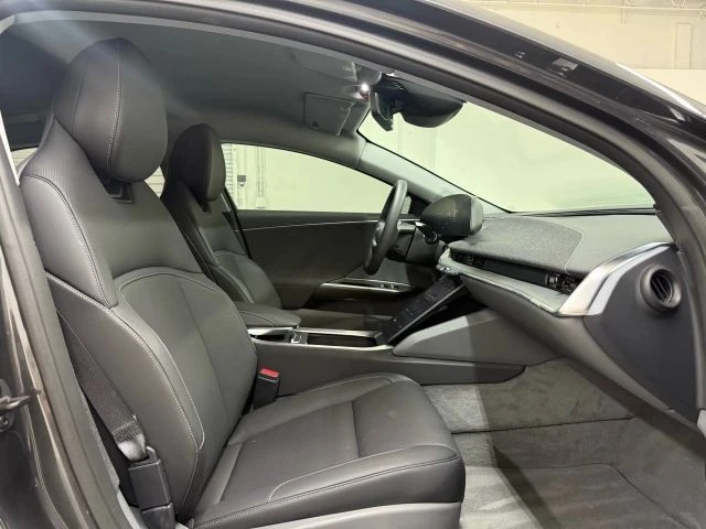 2025 Lucid Air - Image 20 of 21