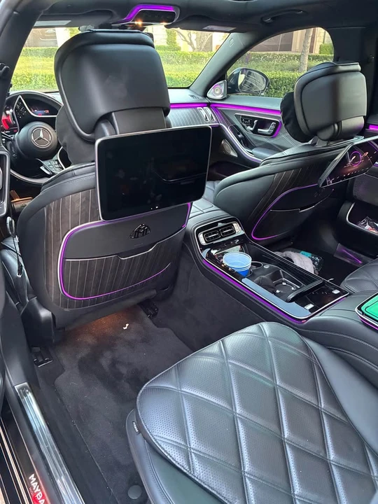 2025 Maybach - Image 3 of 4