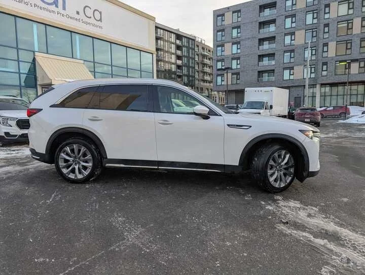 2025 Mazda CX-90 - Image 2 of 20