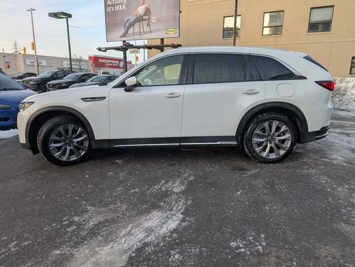 2025 Mazda CX-90 - Image 4 of 20