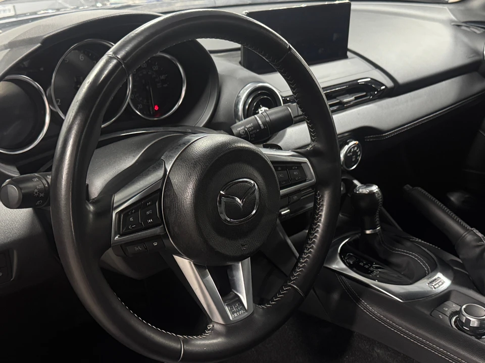 2025 Mazda ND MX-5 Miata - Image 4 of 31