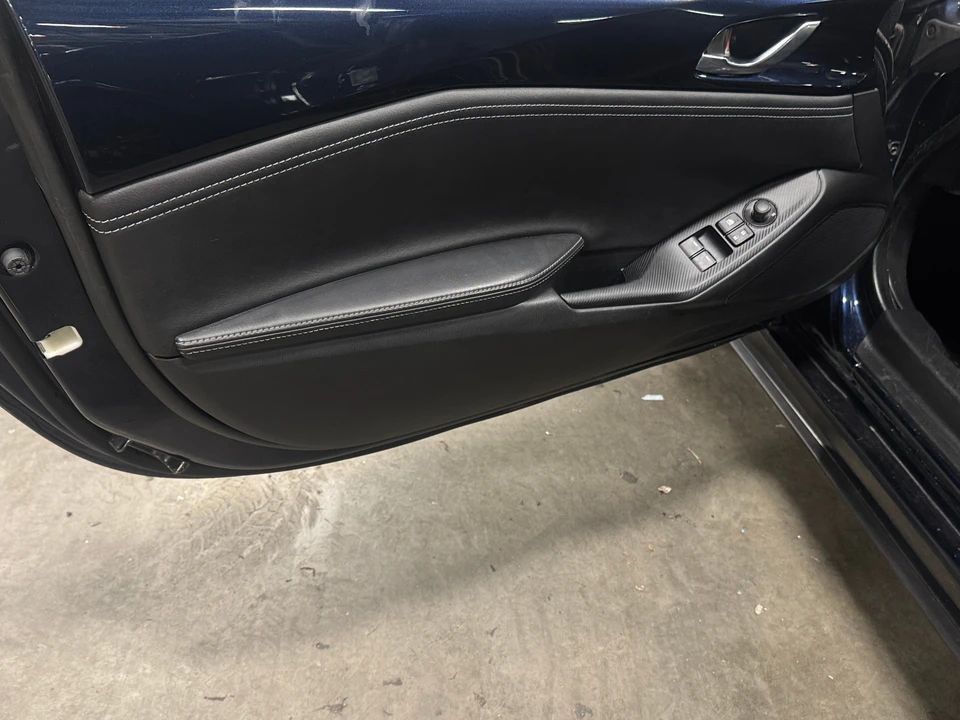2025 Mazda ND MX-5 Miata - Image 6 of 31