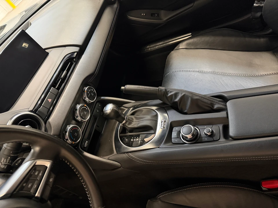 2025 Mazda ND MX-5 Miata - Image 3 of 31