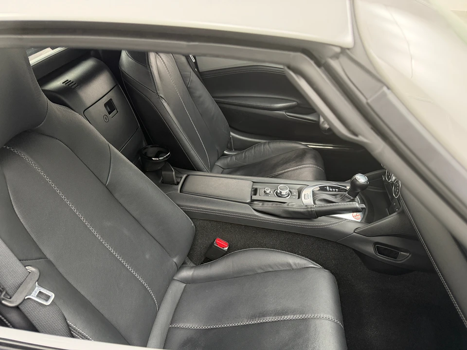 2025 Mazda ND MX-5 Miata - Image 3 of 17