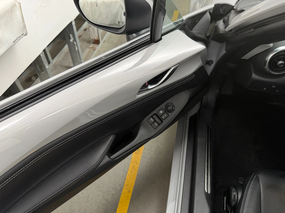 2025 Mazda ND MX-5 Miata - Image 15 of 17