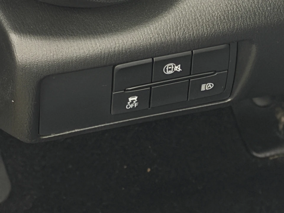 2025 Mazda ND MX-5 Miata - Image 14 of 17