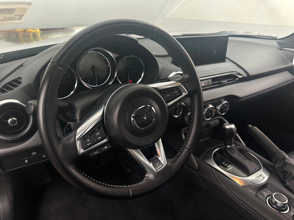 2025 Mazda ND MX-5 Miata - Image 5 of 31